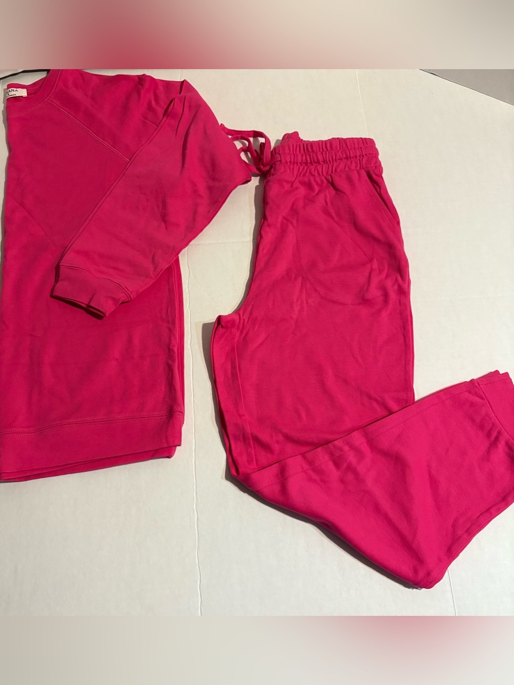 Kids Bright Pink Sweatshirt and Jogger Set XL